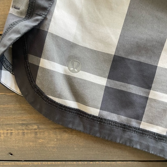 Lululemon shorts. Great condition Size 8. Small zipper pocket in back. - Picture 3 of 4